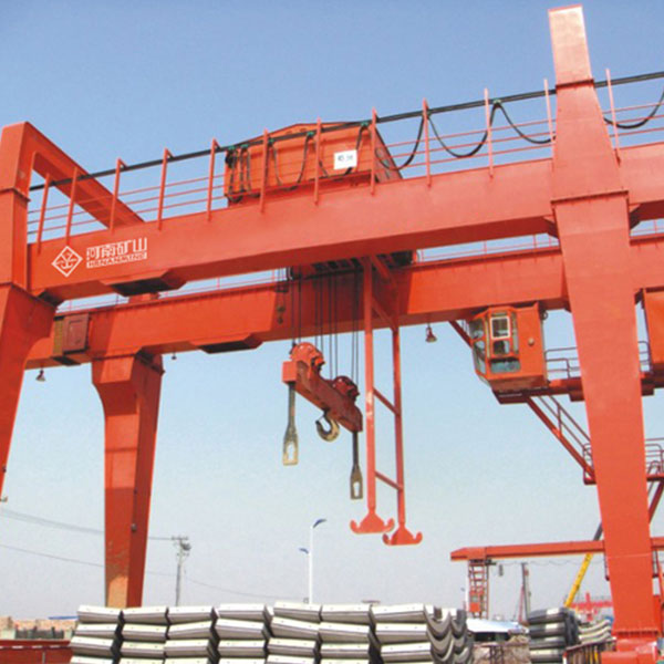 Gantry crane for subway construction