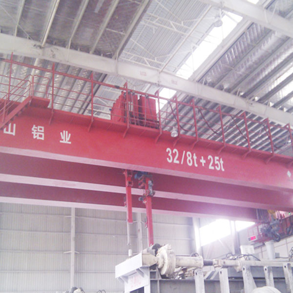 Insulated overhead crane